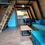 Alpine Arlon