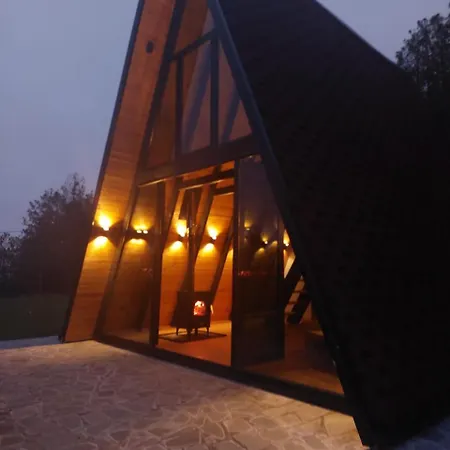 Alpine Arlon Дом отдыха *