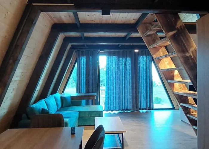 Alpine Arlon Vakantiehuis Gjinar