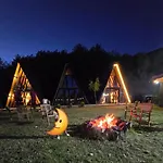 펜션 Alpine Arlon