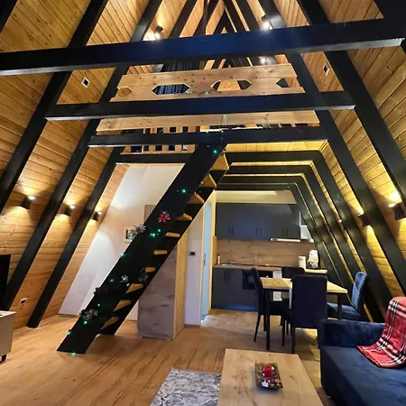 Alpine Arlon בית נופש